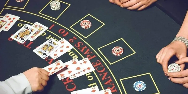 Khám phá thời điểm tốt nhất để rút bài trong xì dách