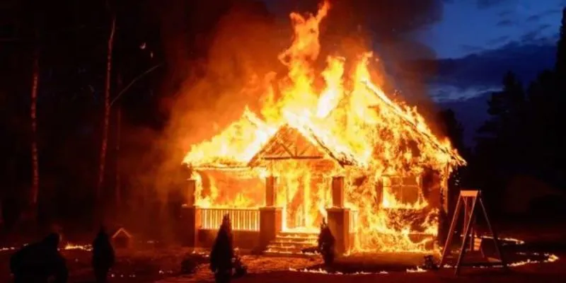 Các con số may mắn đi kèm khi mơ cháy nhà