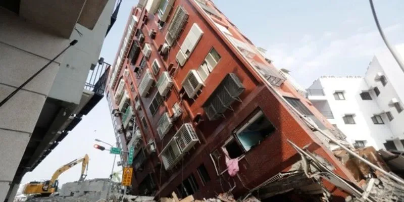 Ý nghĩa khi mơ thấy mình thoát khỏi động đất